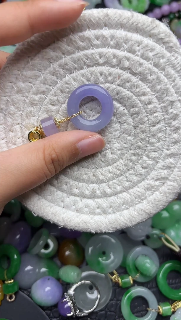 颈饰未镶嵌翡翠缅甸翡翠吊坠
