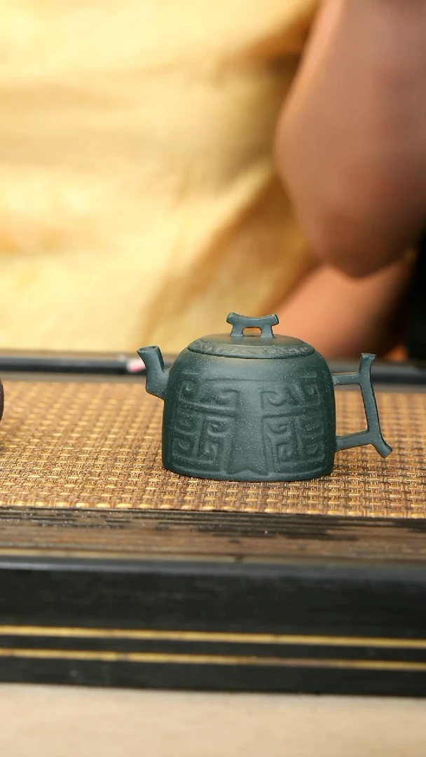 茶壶紫砂ZCY40《编钟》天星绿