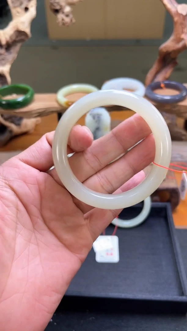 未镶嵌手镯和田玉青海青白玉手镯 56+圈9014212