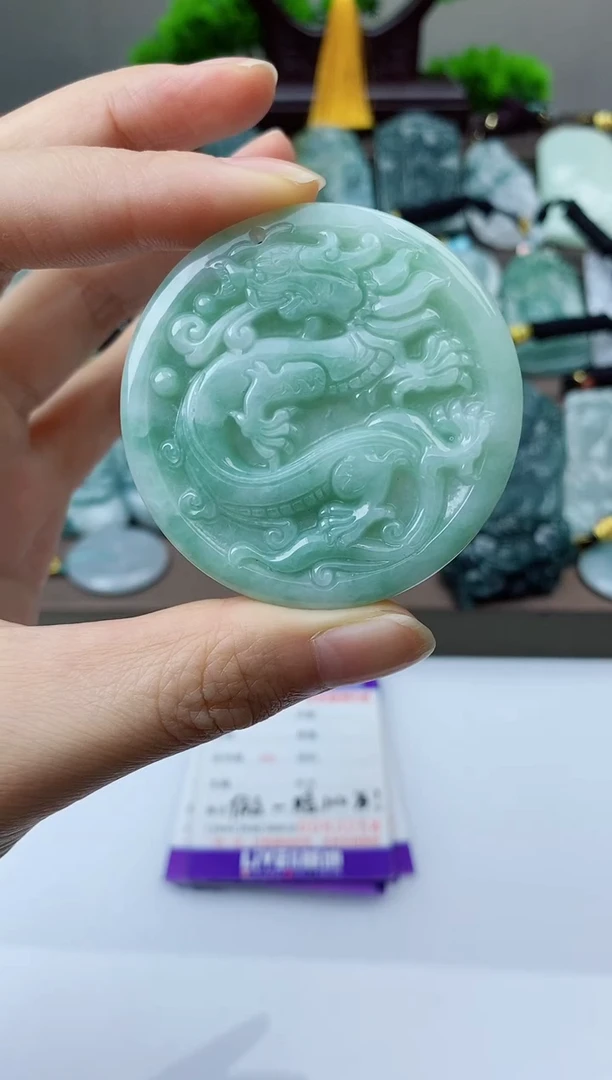 翡翠未镶嵌颈饰多样性一件发货