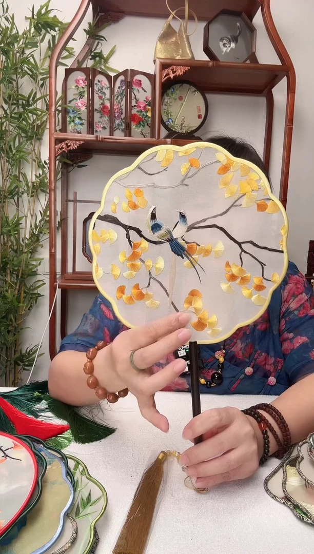 刺绣团扇-双面绣花