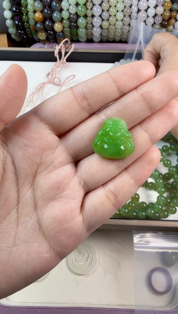 颈饰未镶嵌和田玉吹**儿弥勒佛