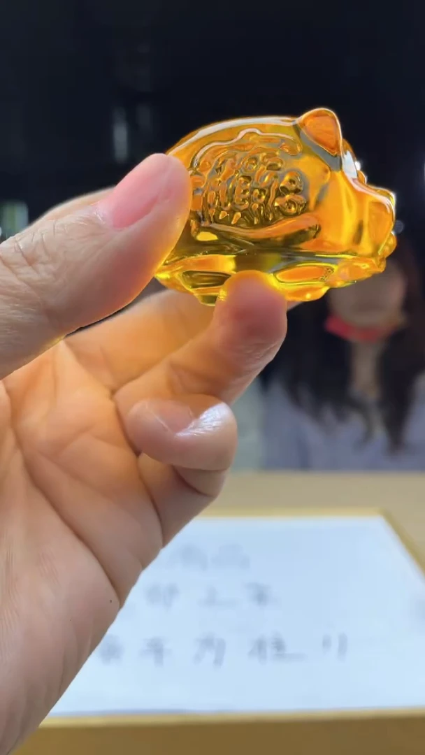 金猪小摆件