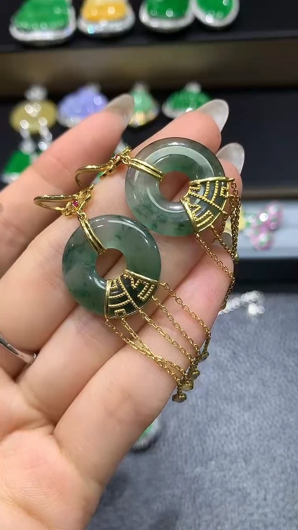 【闪购商品】翡翠耳饰18K金镶嵌7团购