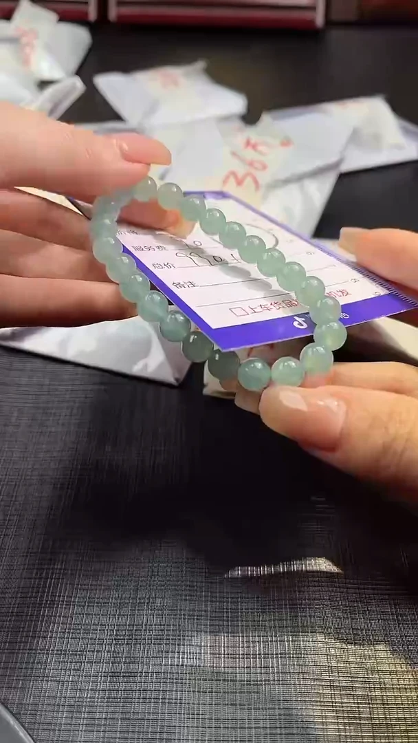 【闪购商品】翡翠手串未镶嵌100641673