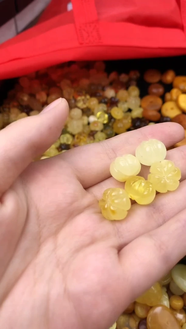 【闪购商品】琥珀珠宝奇石未镶嵌140