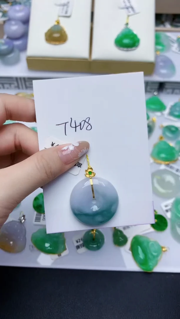 翡翠18K金镶嵌颈饰天然缅甸翡翠A货