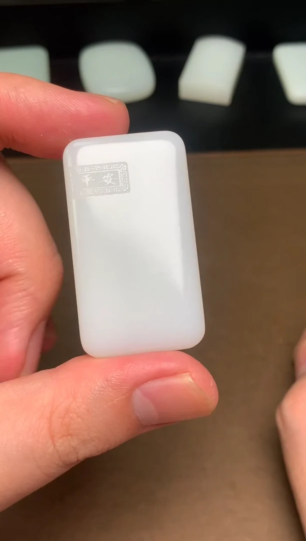 颈饰未镶嵌和田玉22 巧雕