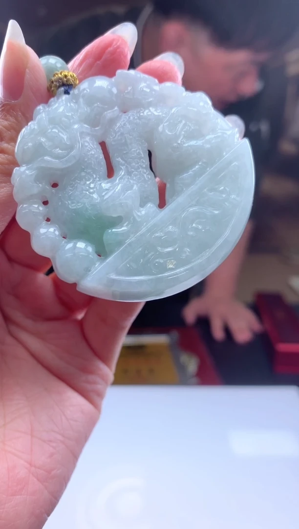 【闪购商品】定制翡翠未镶嵌挂件发货（拍一发一）