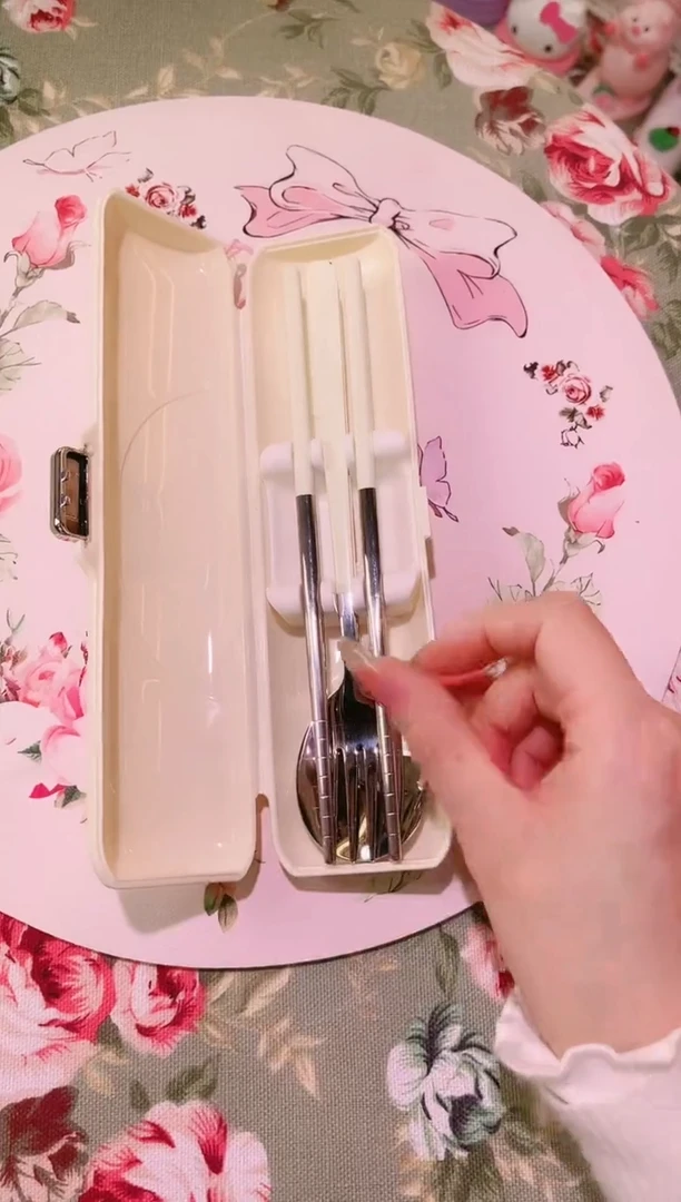 【闪购商品】摆件米色叉勺3件套品质好，发货快，放心拍