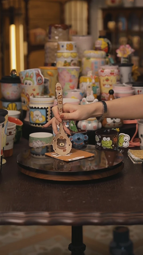 景德镇釉下彩绘设计师款式陶瓷