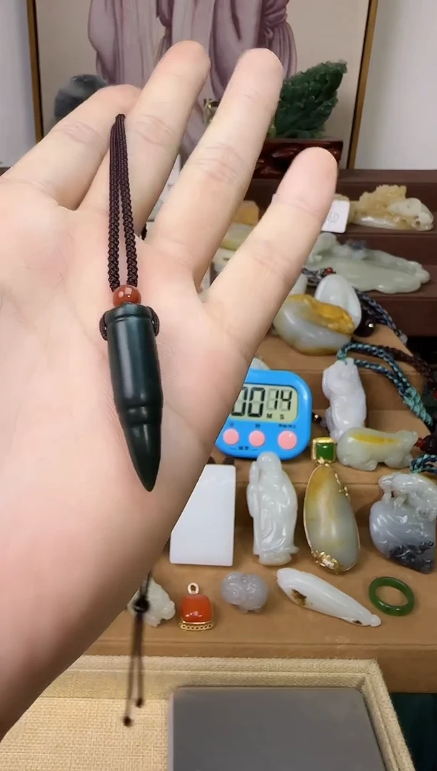 和田玉未镶嵌颈饰忘**川吊坠