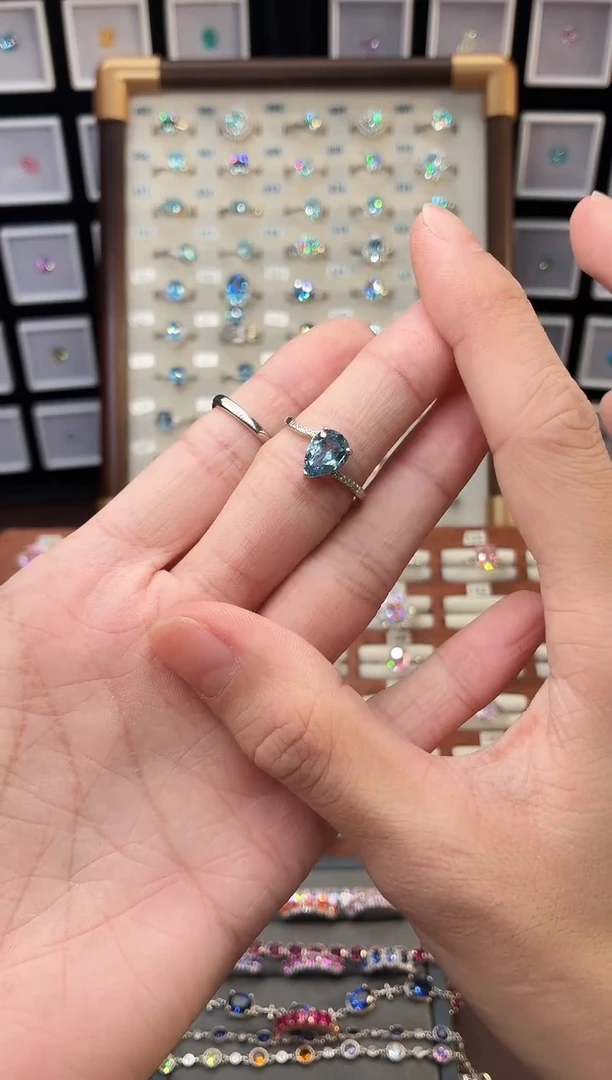 银S925镶嵌戒指海蓝宝石111