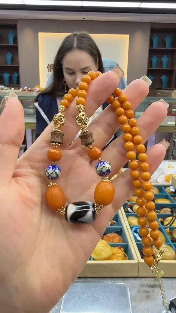 琥珀颈饰未镶嵌63秒拍号 假一罚三