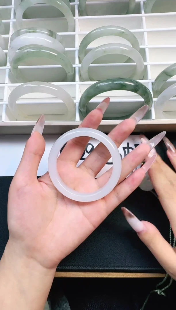 未镶嵌手镯石英质玉3-54/55