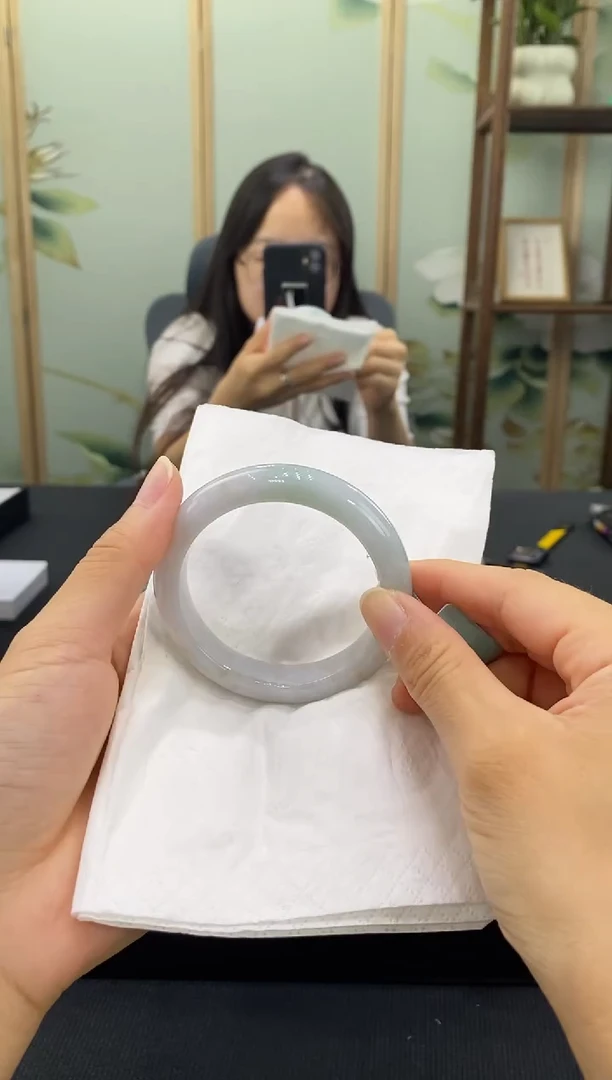 翡翠手镯未镶嵌00005945