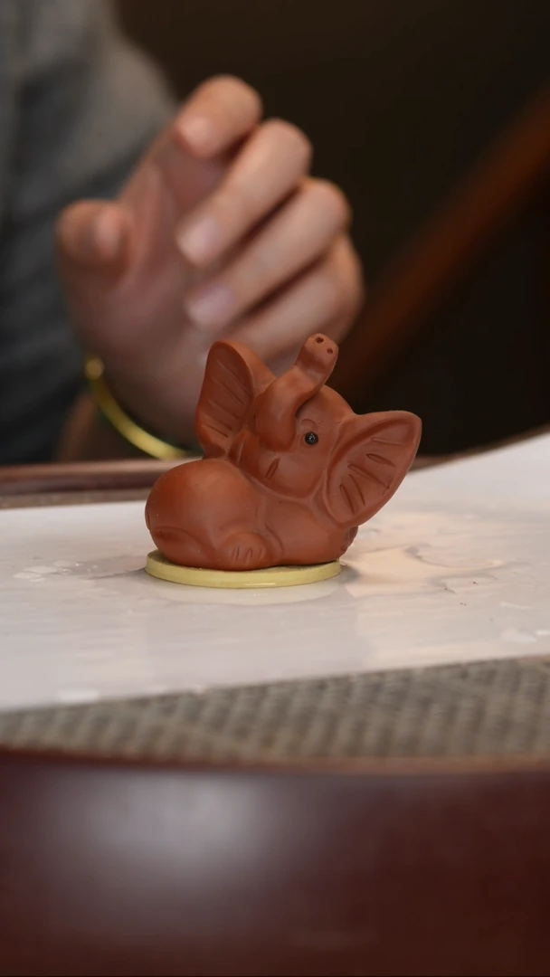 【闪购商品】紫砂茶壶朱泥大象