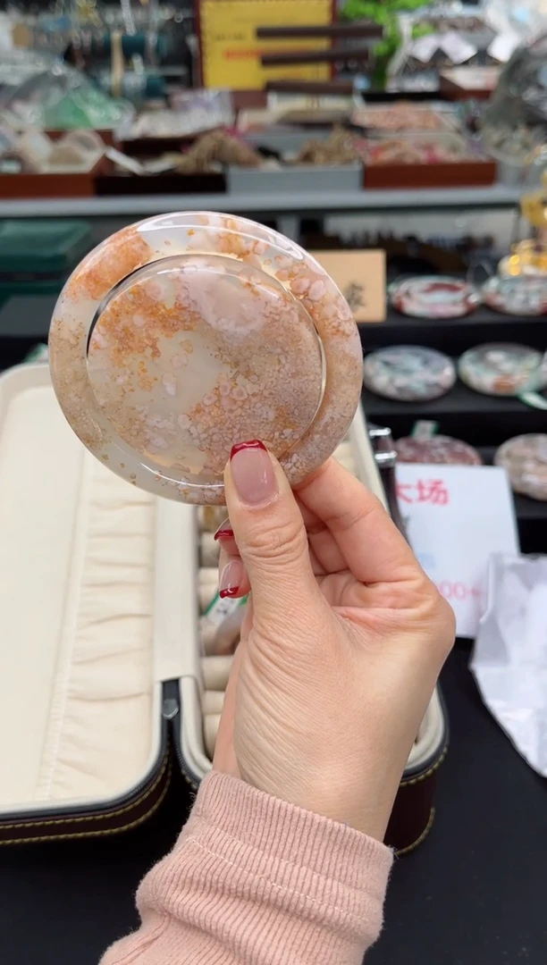 【闪购商品】石英质玉手镯未镶嵌64圈口（赠品镯心）6245177