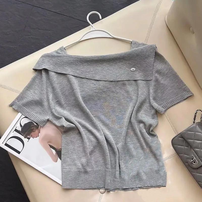 夏季时尚设计感纯色一字领百搭短袖T恤显瘦