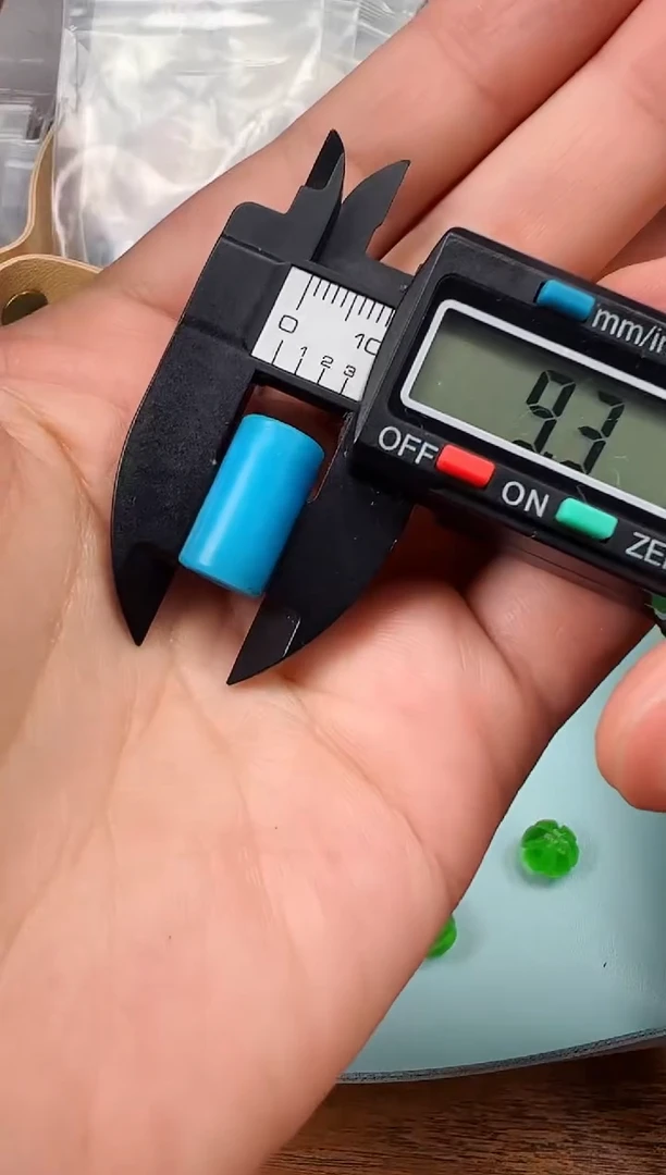 【闪购商品】树脂制品【 肖钟出品 】