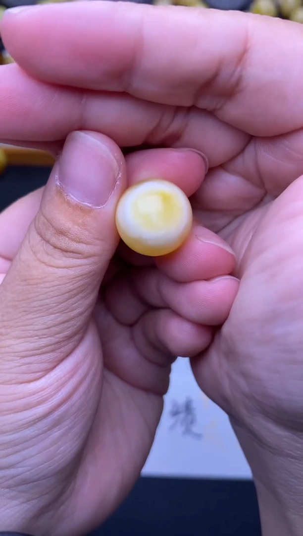 裸石琥珀未镶嵌大小姐珠宝严选91