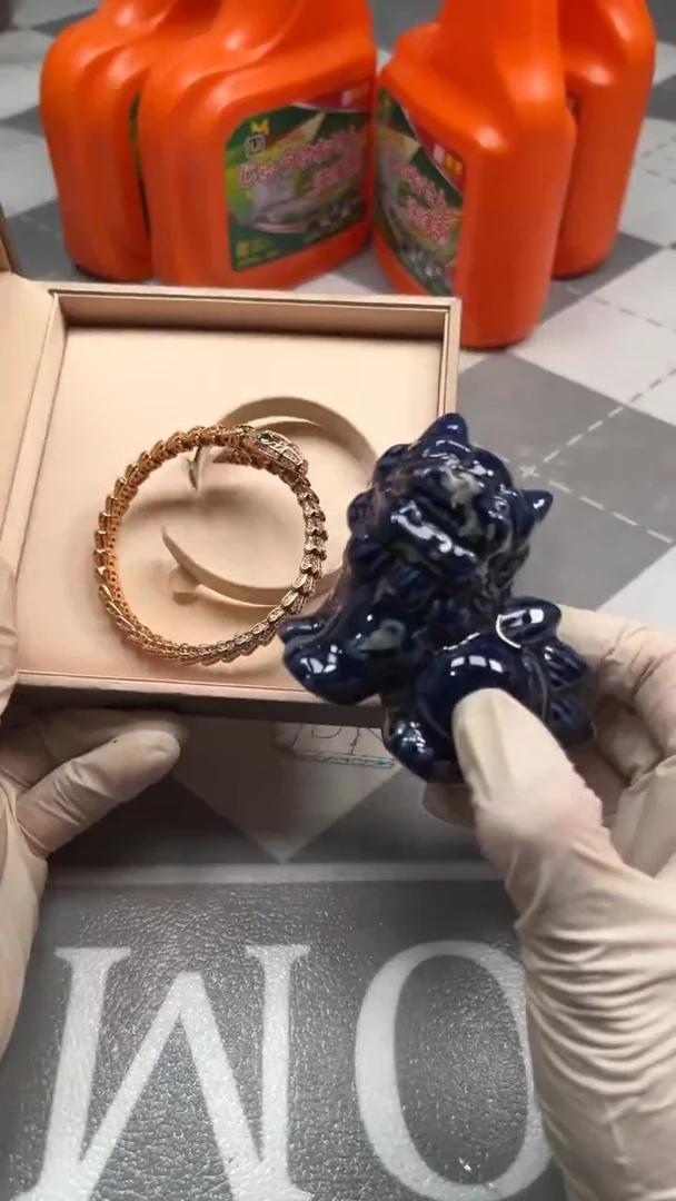 瓷片陶瓷如图所示周边