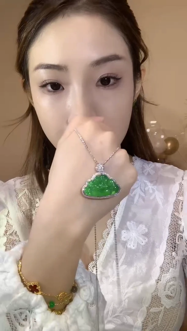 吊坠(不含链)18K金镶嵌翡翠A47