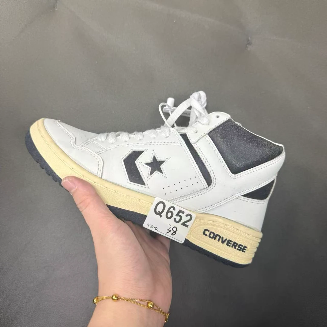 男女款高帮时尚休闲耐磨防滑板鞋 Q652( 无原盒 鞋垫原垫）