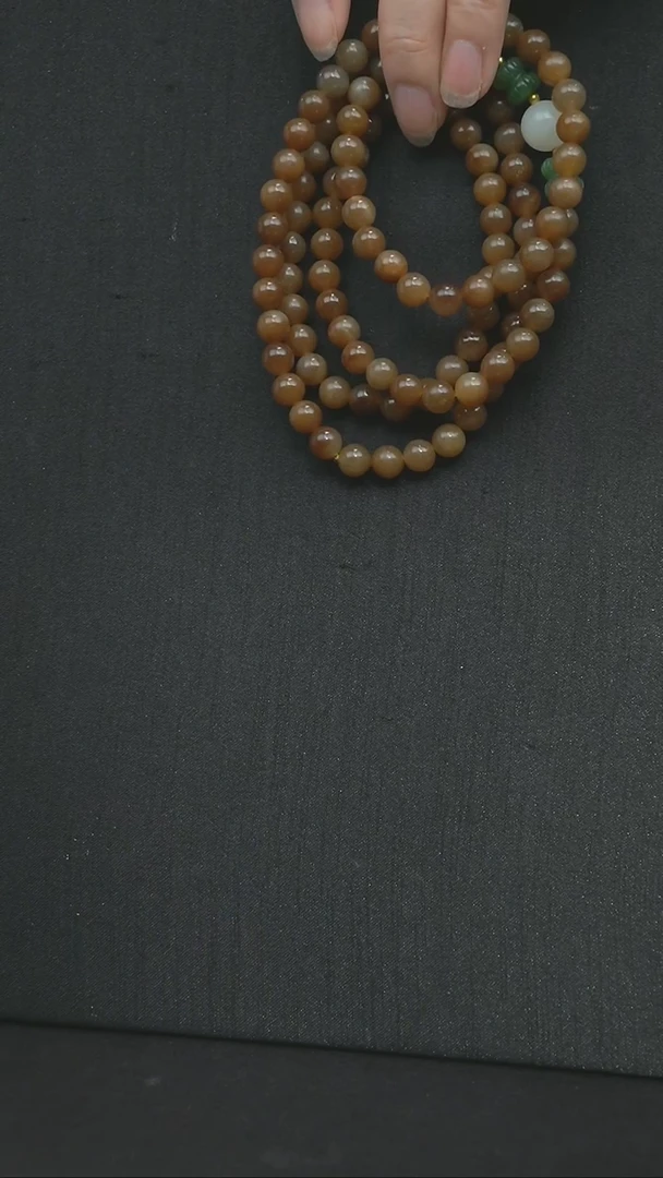 和田玉未镶嵌颈饰和田玉 未镶嵌 颈饰