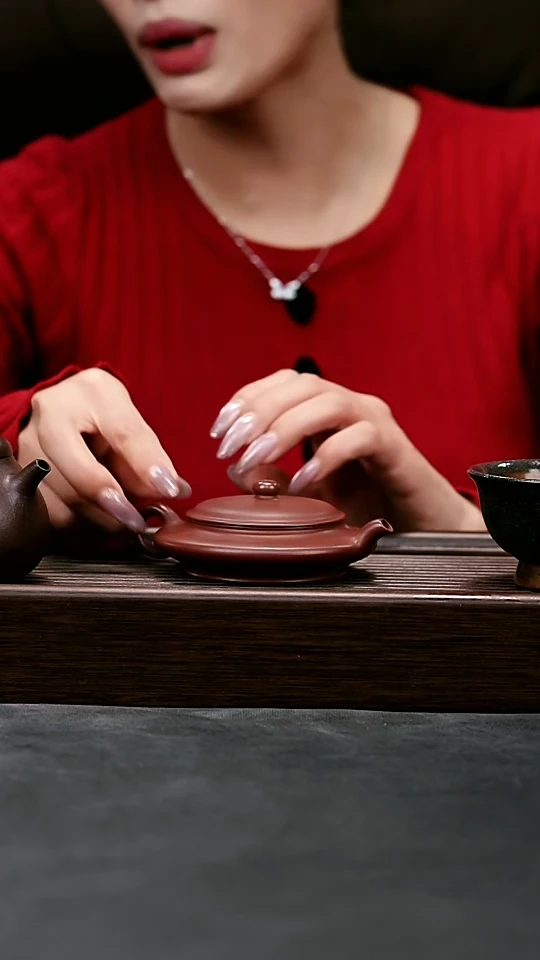 【闪购商品】紫砂茶壶红清水虚扁