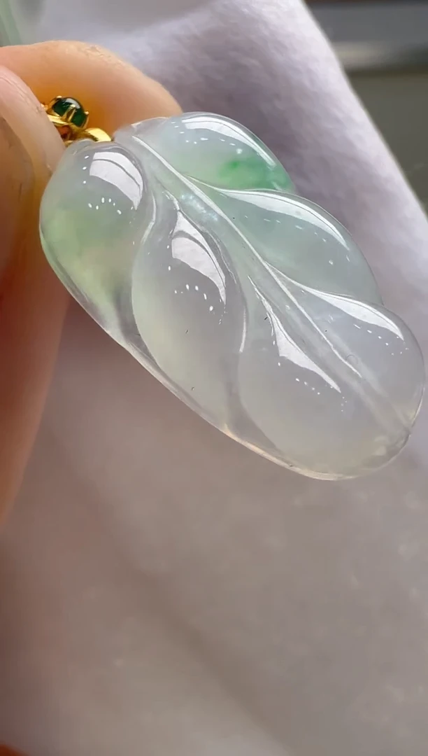 【闪购商品】翡翠吊坠(不含链)18K金镶嵌多样性发货拍一发一