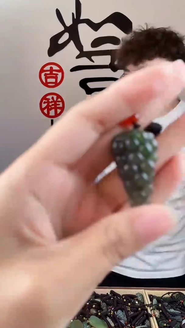 和田玉未镶嵌挂件拍一发一，多样性发货