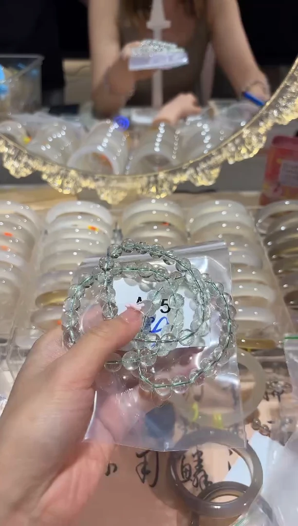 无铁合金水晶手链A157