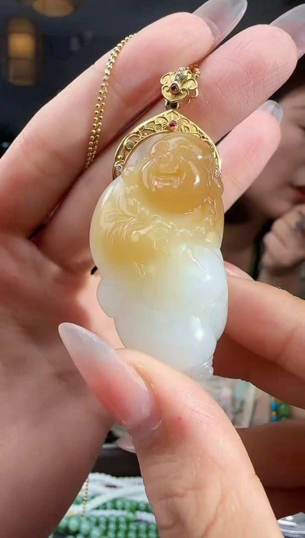 吊坠(不含链)18K金镶嵌和田玉1