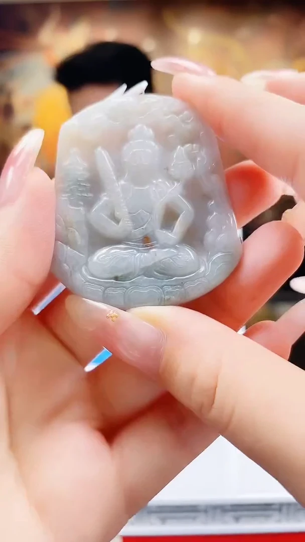 颈饰未镶嵌翡翠多样性发其一