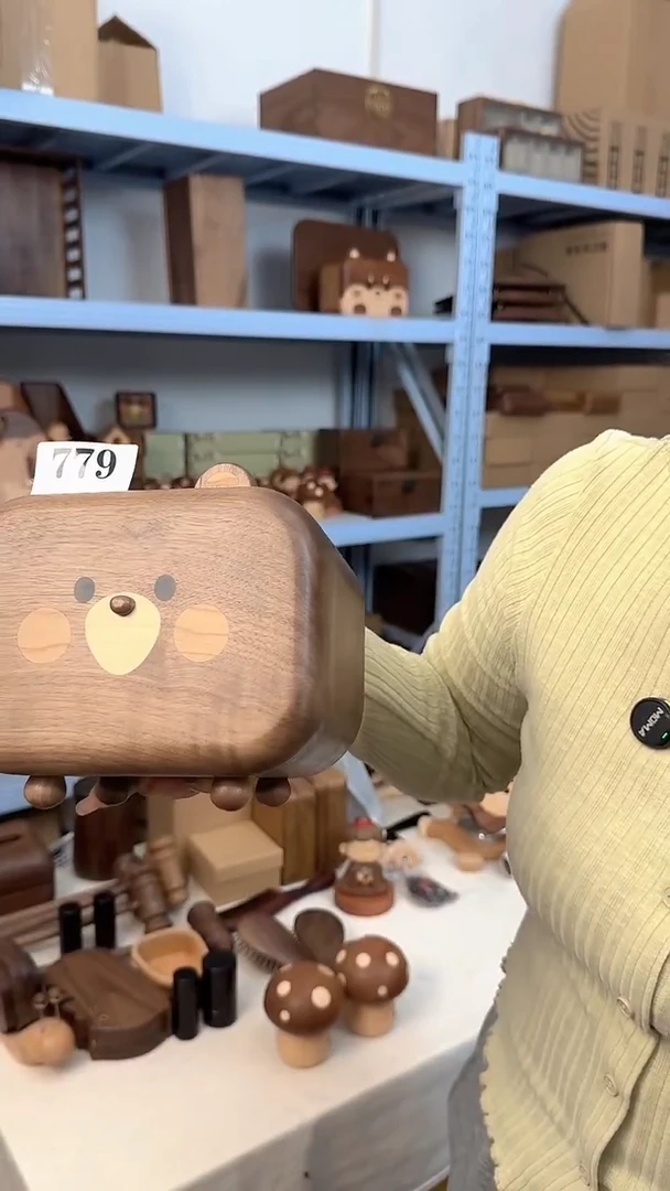 木779号北美黑胡桃小熊纸巾盒微瑕