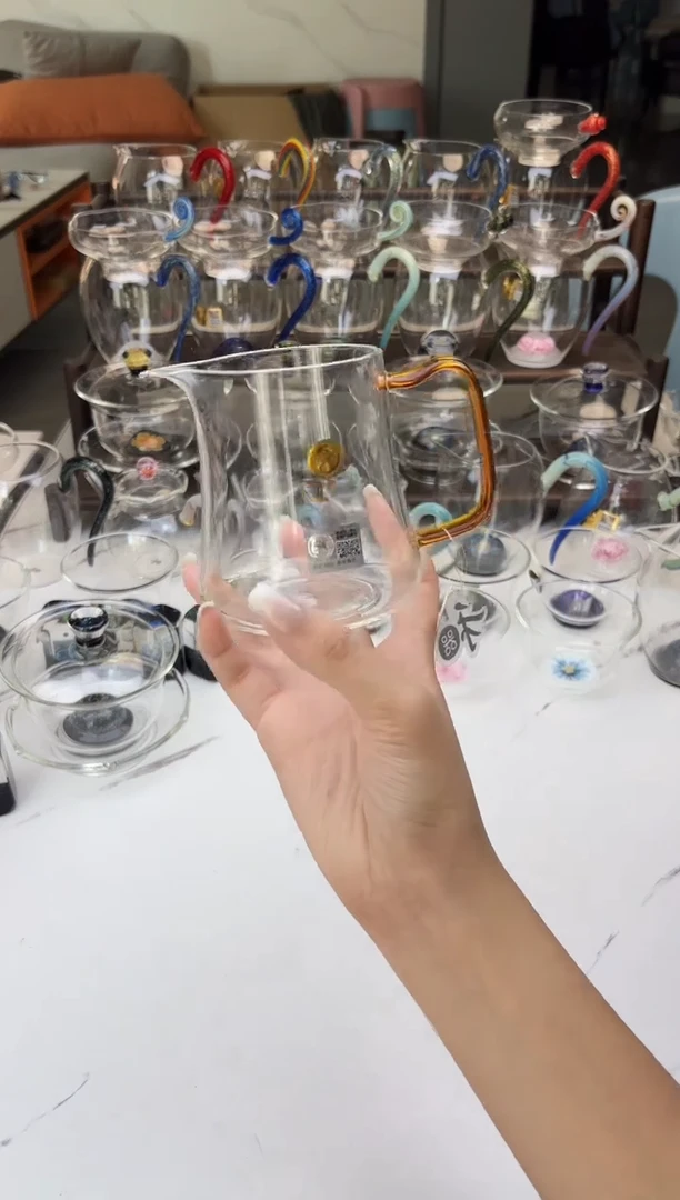 手工艺品玻璃禾器小卓然琥珀色
