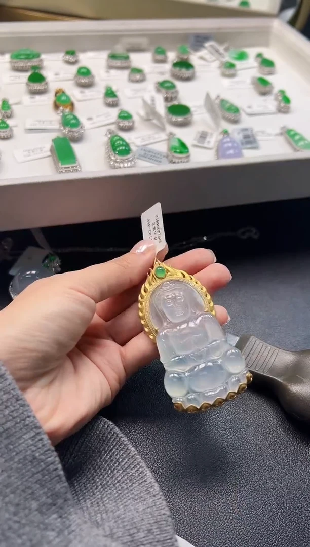 颈饰18K金镶嵌翡翠KHY1122-050