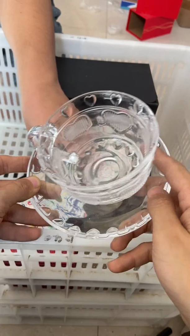 杯无运费险有瑕疵的摄影的产品有使用过的痕迹有点脏介意勿拍