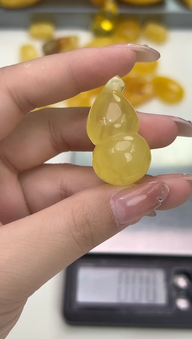 裸石琥珀未镶嵌琥珀蜜蜡吊坠