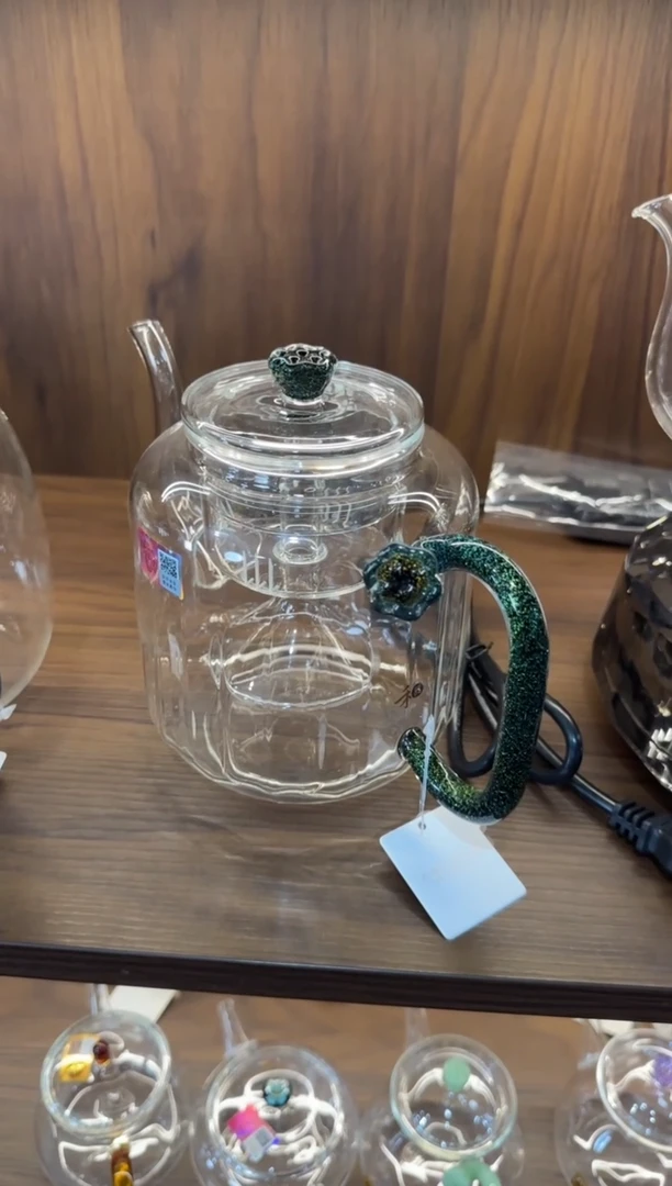 福**馆禾器莲君壶黑金色