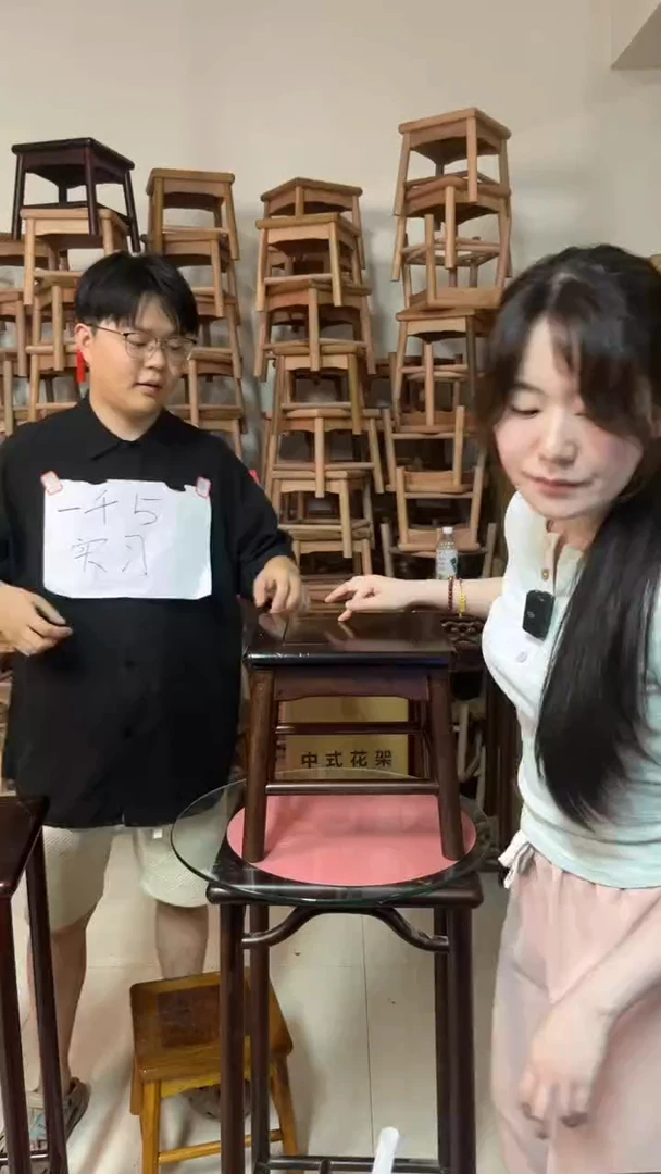 花梨木类22号微瑕细裂黑酸枝小方凳