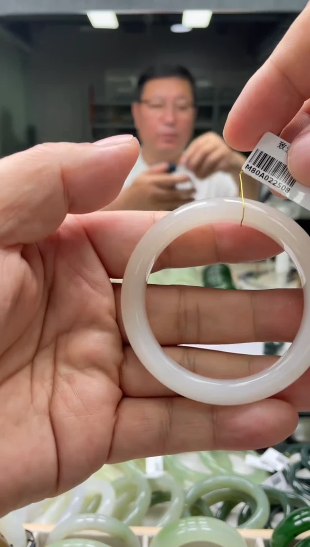 【闪购商品】和田玉手镯未镶嵌编码2508 圈口51-52