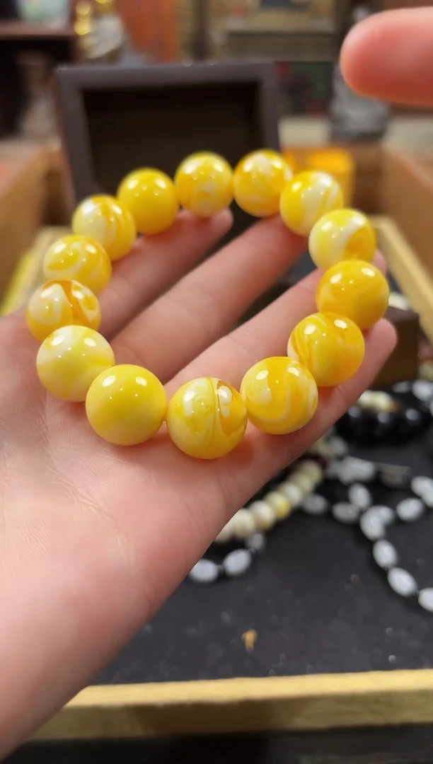 蜜蜡颈饰未镶嵌..................