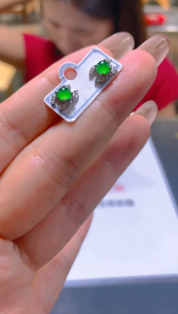 未镶嵌戒指翡翠多样性发一