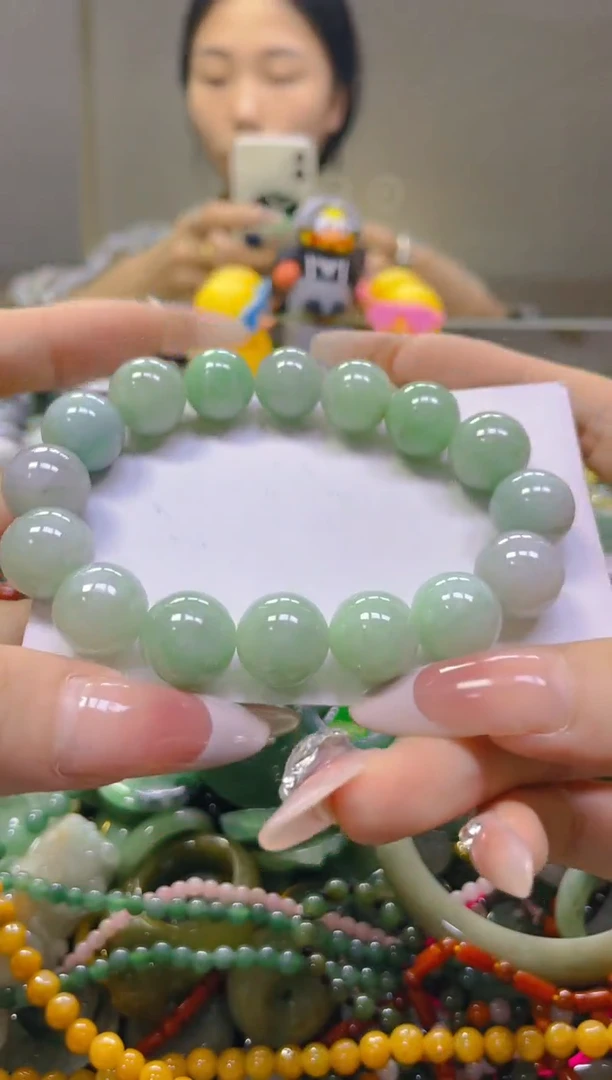 翡翠未镶嵌颈饰13MM/S/翡翠A货，一件也是批发价