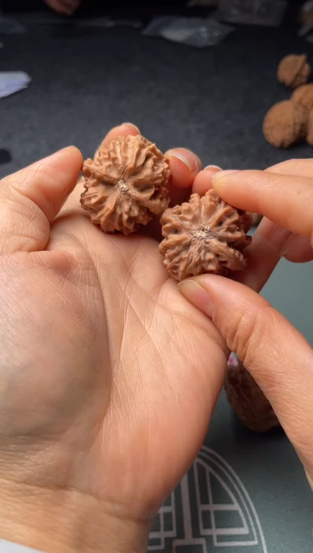 把件文玩核桃w346  龙门涧 33尺