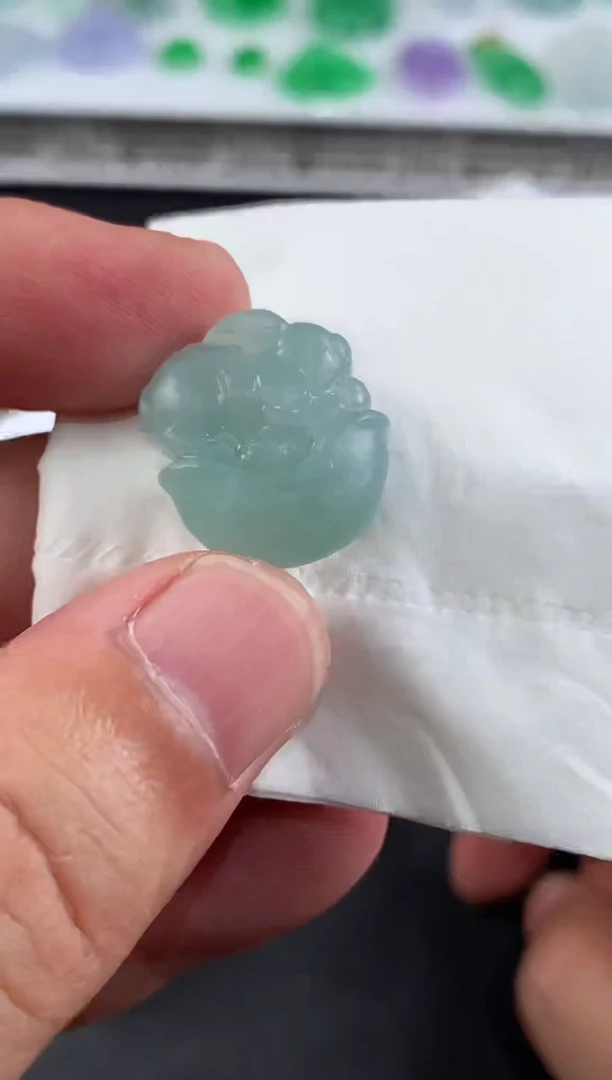 未镶嵌定制翡翠意***?翡翠