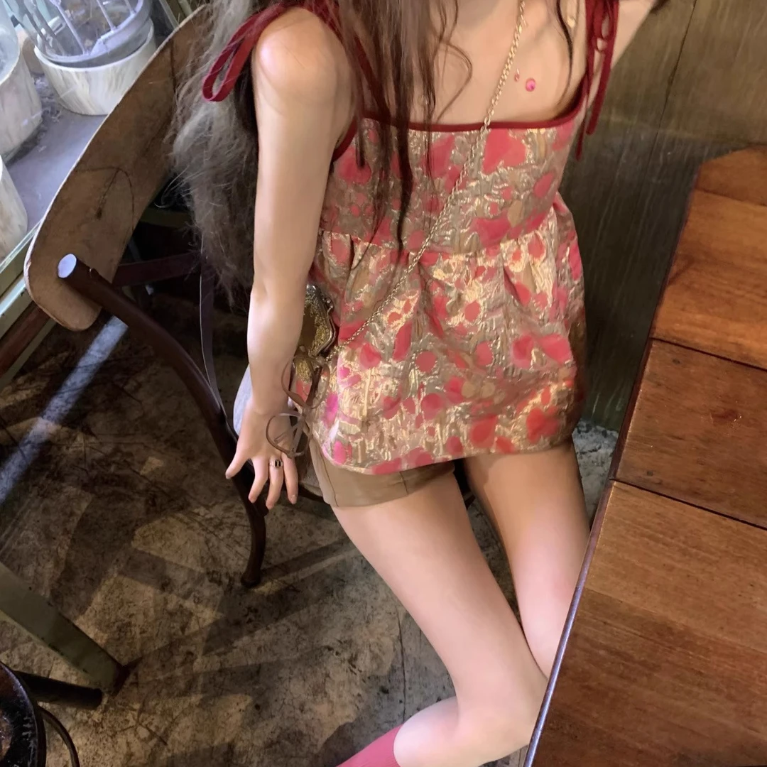 ishui-荔枝百利甜-肌理感花色刺绣吊带少女感甜美设计感ins