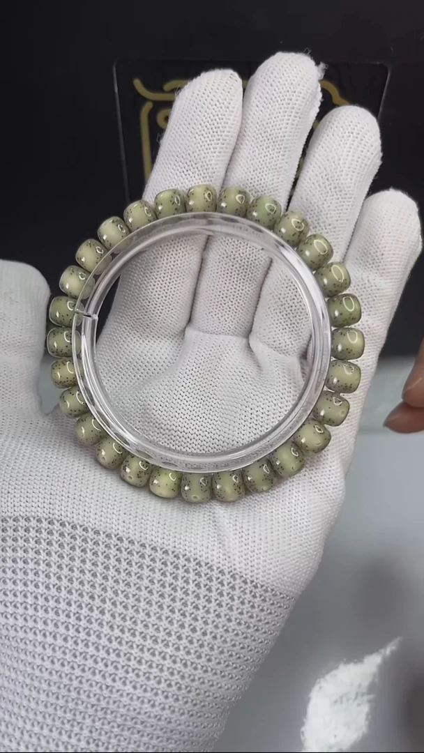 手串星月菩提小驼包8x7.d172